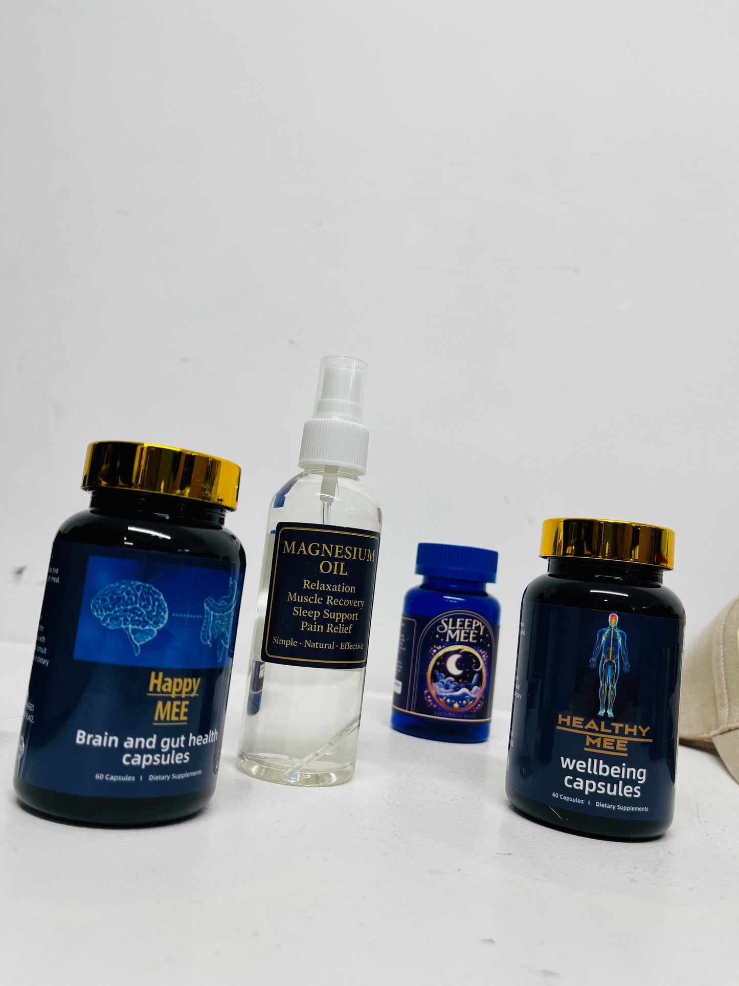 BLACK FRIDAY DEAL BUNDLE 1x Healthy Mee 1x Happy Mee 1x sleepy Mee 1x magnesium oil ￼